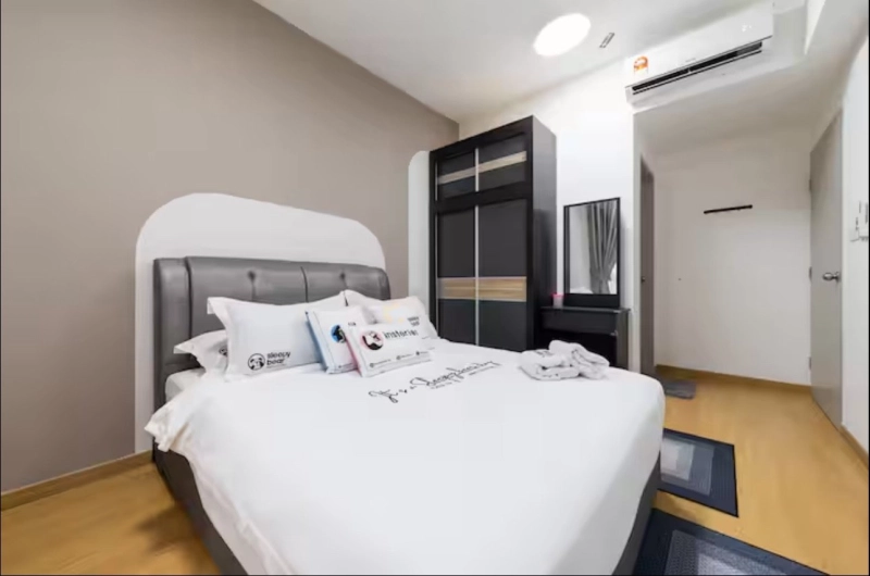 Maya Bay Residences(Earth Muji GamudaCove Mayabay by Sleepy Bear)