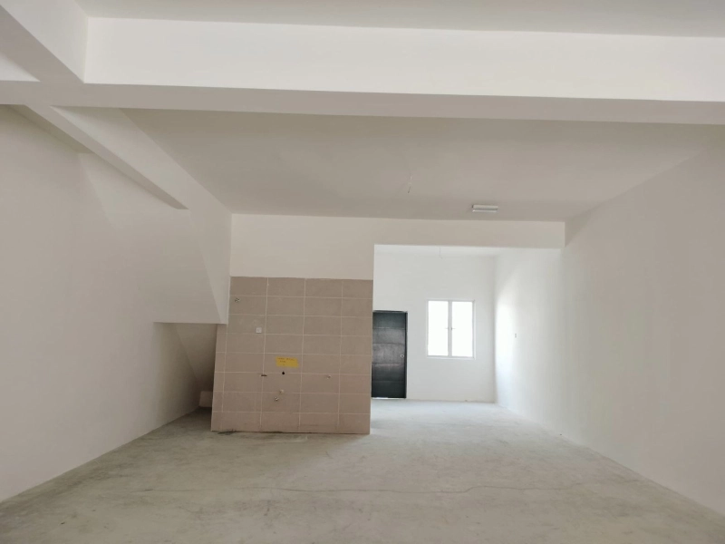 Prime Ground Floor Lot Excellent accessibility and visibility Shop Rent Sendayan