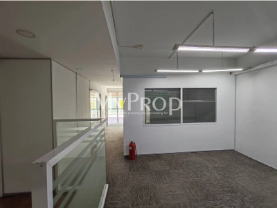 🏢 Office for Rent @ 𝗣𝗹𝗮𝘇𝗮 𝗗𝗮𝗺𝗮𝘀, 𝗦𝗿𝗶 𝗛𝗮𝗿𝘁𝗮𝗺𝗮𝘀