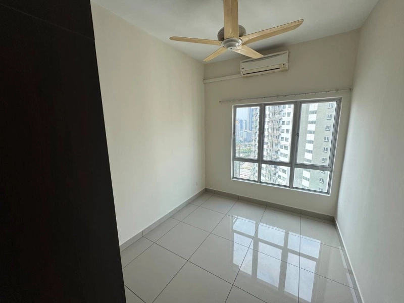 OUG PARKLAND Service Residence, Actual, Reno, 3 CARPARK, Low Deposit