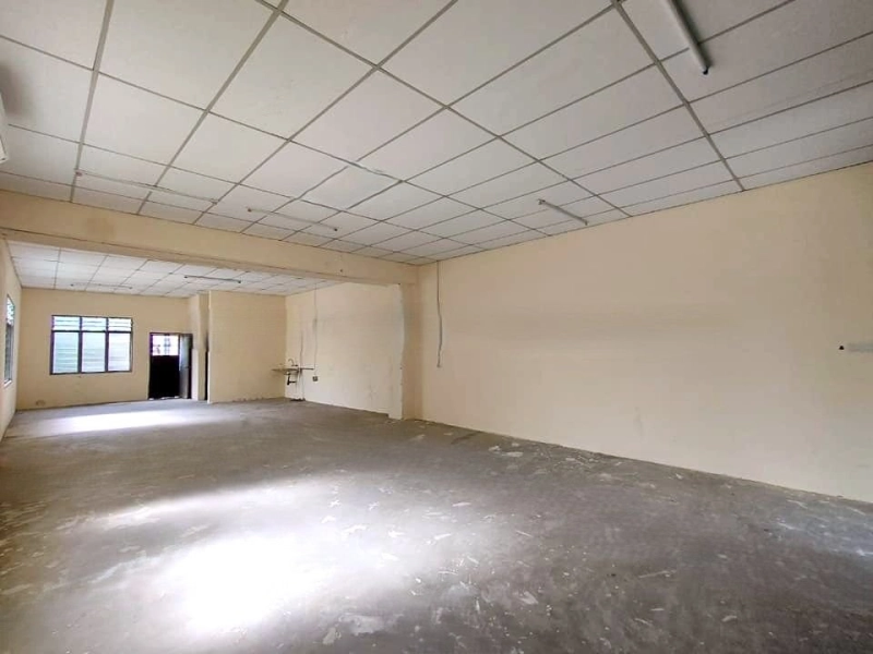 FOR SALE – SINGLE STOREY CORNER SHOP @ TAMAN LAGENDA PUTRA, KULAI – BELOW MARKET VALUE