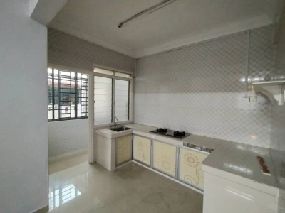 Bukit Indah Flat 3Rooms 2Baths Renovated Unit For Sale