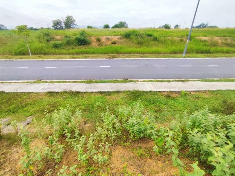 BAYU LAKEHOMES BUNGALOW LOT MANTIN