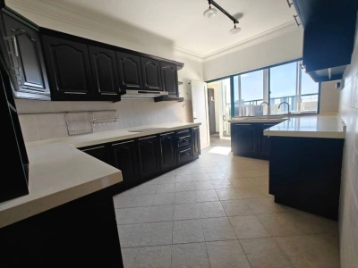 Diamond Villa Condo Tanjung Bungah Furnished & Renovated 2400sf