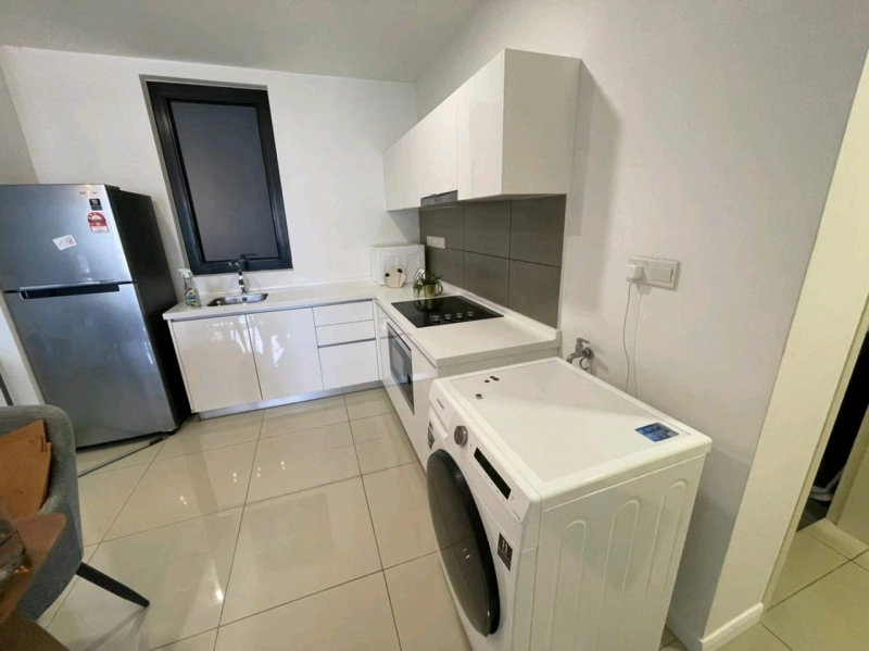 Fully furnished studio unit @ pets friendly