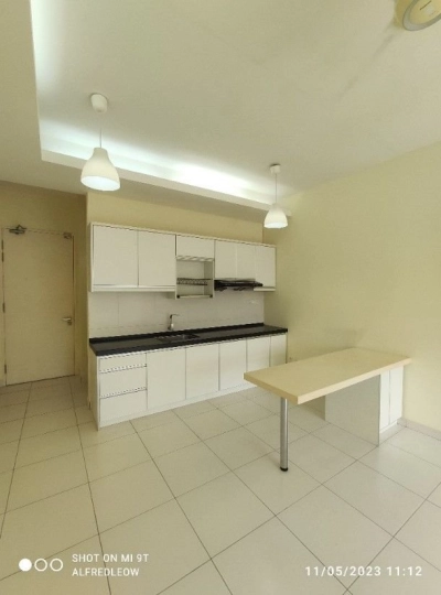 SUPER Location New Painting NEO DAMANSARA 421sf Partly 500m MRT, IKEA