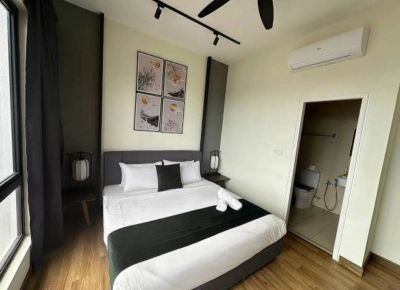 Furnished & Free Legal Fees The Apple Suite Residence in Melaka For Sale