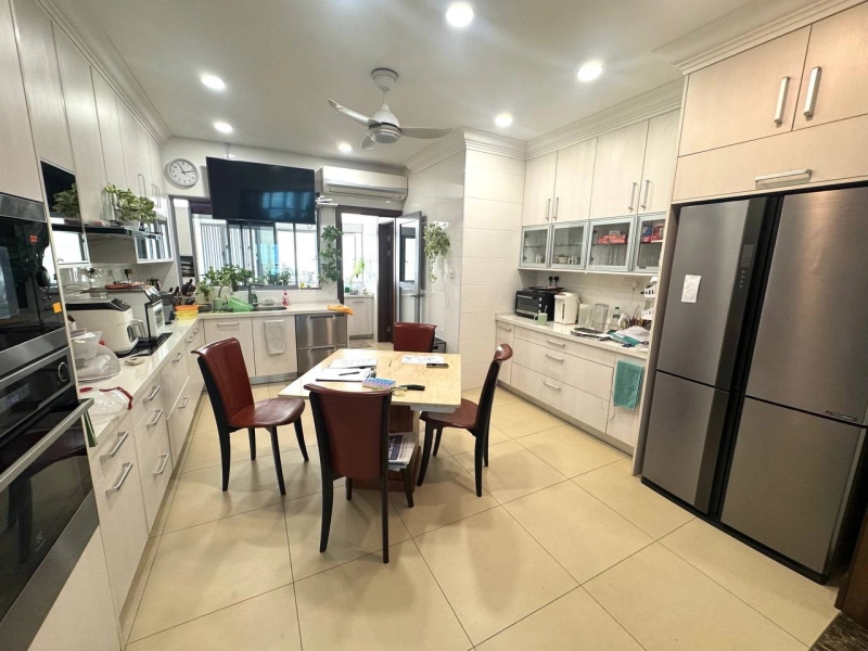 SRI LANGIT CONDO TAMAN SEPUTEH