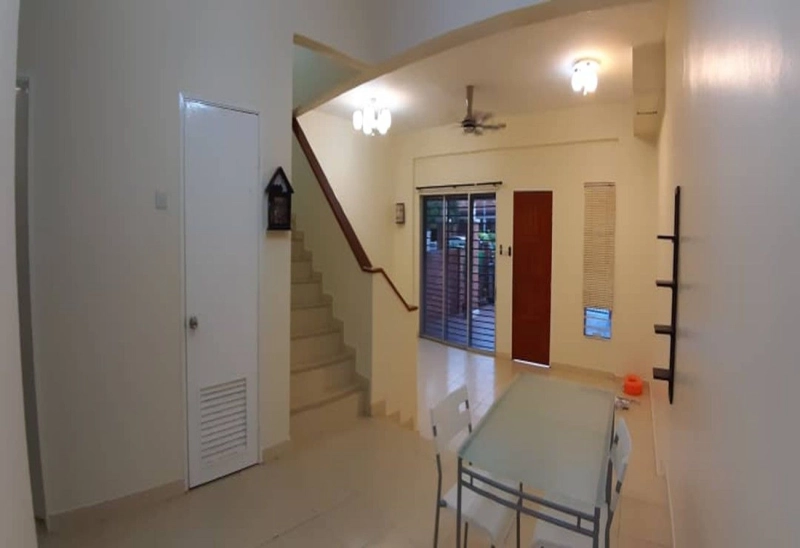 HOUSE, 2 storeys, 4R3B, Jalan Pulau Lumut U10, Alam Budiman, 40170 Shah Alam, Selangor