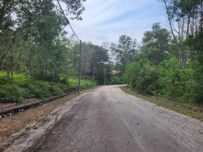 AMBANG SURIA PUNCAK ALAM BANGLO LOT