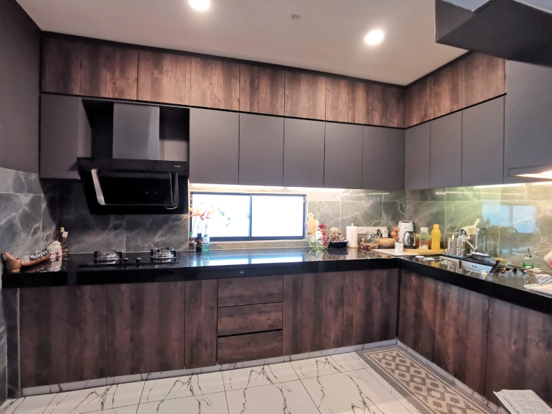 Medan Lembah Permai | Renovated 2-Storey Semi-D