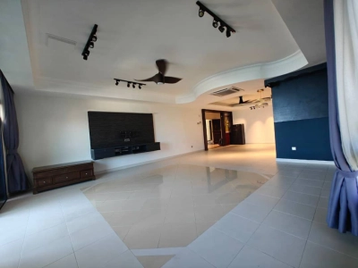 Diamond Villa Condo Tanjung Bungah Furnished & Renovated 2400sf