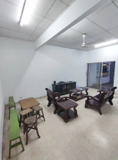 1 STOREY TAMAN BUKIT MALURI KEPONG, Actual, Freehold, RENO, Well Keep, LOW Deposit