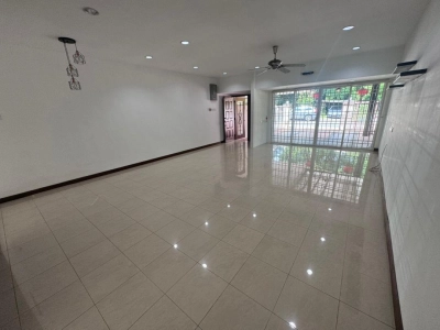 Pulau Tikus , Lebuh Midlands Penang