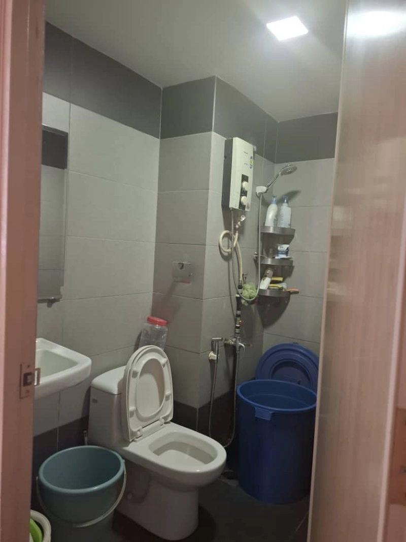 SD TIARA APARTMENT BANDAR SRI DAMANSARA, Actual, WELL KEEP, Low Deposit