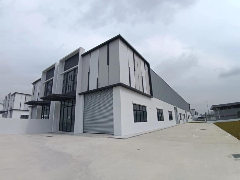Kempas Single Storey Cluster Factory