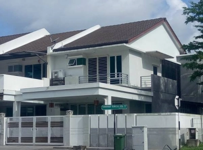 Rare Opportunity in Siara 81, Sungai Ara – Two Adjacent Terrace Houses with Basement!