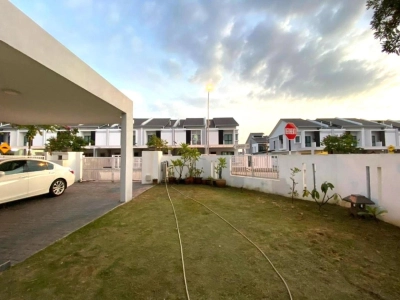 2 Storey Terrace At Laman Delfina Nilai Impian, Negeri Sembilan