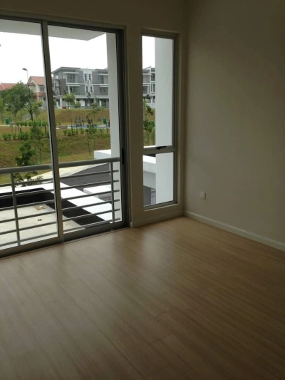 SUNWAY ALAM SURIA, SEKSYEN U10