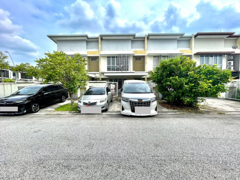 ELMINA EAST SHAH ALAM