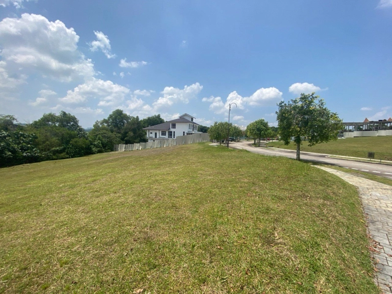 PUTRAJAYA PRESINT 11 BUNGALOW LOT