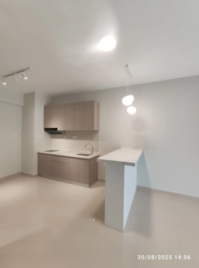Jalan Kuching Taman Wahyu LAKE CITY BARON 672sf Partly Furnished LAKE VIEW & DECOR Design
