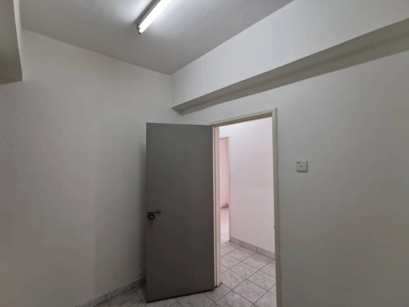 KELANA PUTERI CONDO Petaling Jaya, Actual, RENO, Low Deposit, 100%LOAN