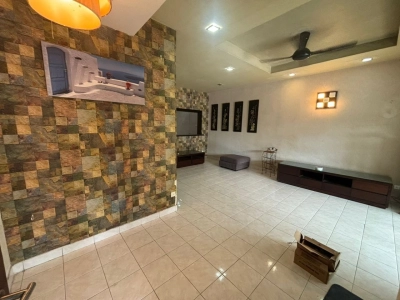 2 Storey TAMAN BUKIT SUBANG, Actual, Freehold, Kitchen Fully Extended