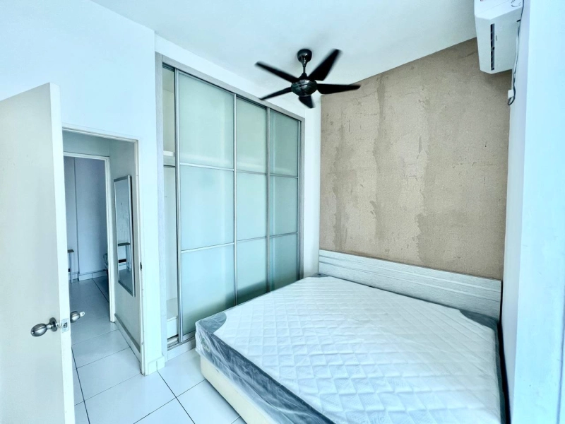 Elit Heights Bayan Baru 1100sf Furnished & Renovated