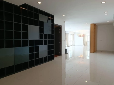 Gurney Paragon 3154sf Renovated Gurney Drive Seaview