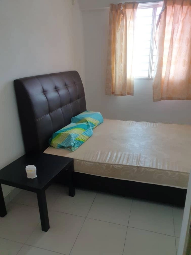 Centrio Avenue Gelugor Middle Floor Bare unit Block A