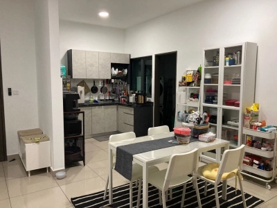 THE HENGE CONDO KEPONG, Actual, WELL KEEP, RENOVATED, Low Deposit