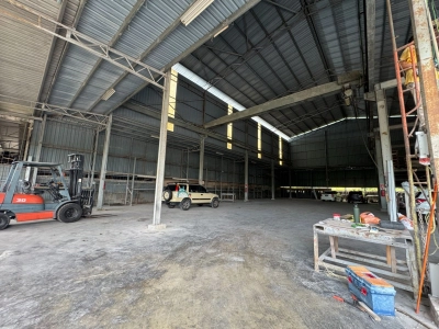 1.5 Storey WAREHOUSE TAMAN GARING UTAMA Rawang, Actual, Low Deposit