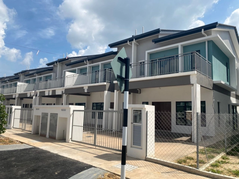 Brand New Spacious Double Storey Terrace In Taman Samarang Intan, Dengkil