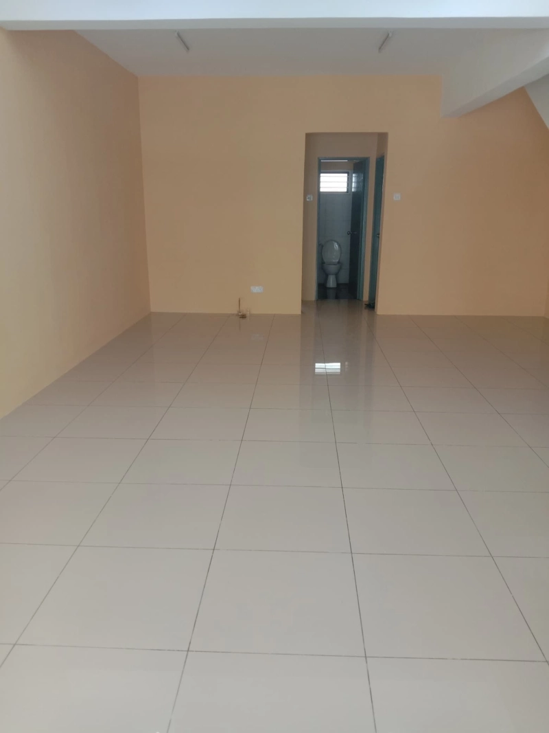 2 Storey TAMAN SRI GARING Rawang, Actual, Freehold, RENO, Low Deposit