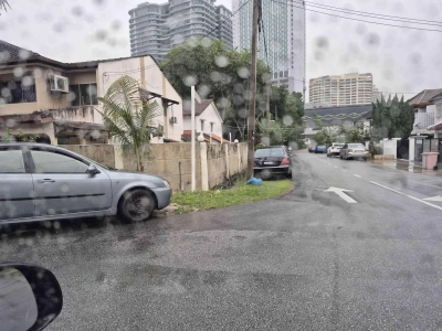 2 STOREY SS 21 DAMANSARA UTAMA, Actual, Freehold, END LOT, Renovated, LOW Deposit