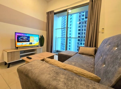 Cybersquare Apex Tower 1Bed 1 seating room with bathroom