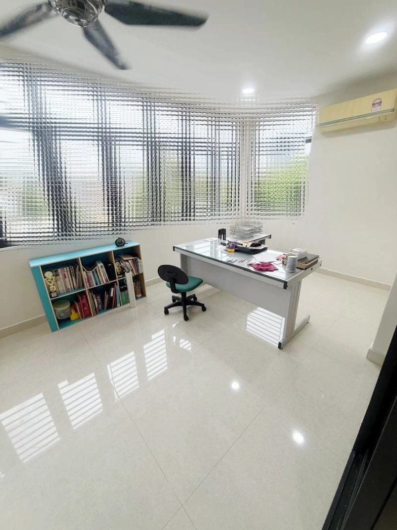Kepong Baru - 2sty House, CORNER - New renovated