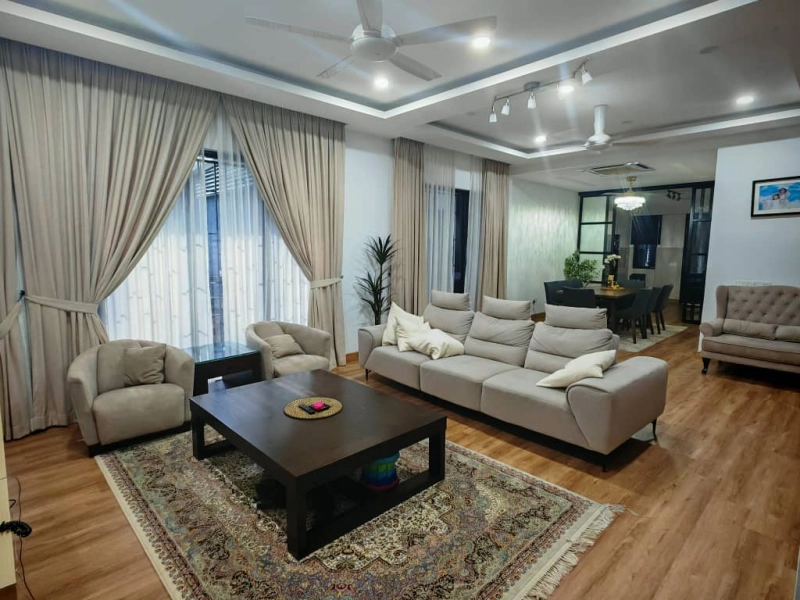 2 Storey ELMINA GREEN THREE SHAH ALAM, Actual, CORNER LOT, Fully Reno
