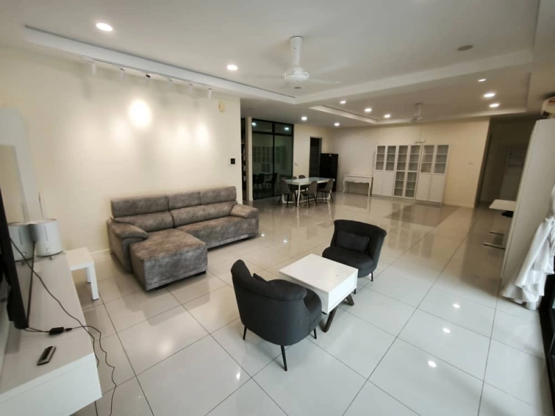 Residensi Ledang: Fully Furnished Townhouse Available