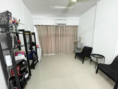ANGGERIK VILLA 2 SEMENYIH BANDAR TEKNOLOGI KAJANG SELANGOR APARTMENT FOR SALE RENOVATED