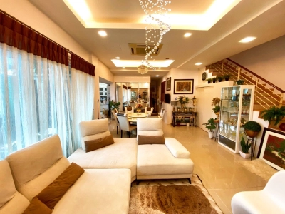 Ampang Saujana 2 Storey Semi Detached , Selangor FULLY RENOVATED CORNER