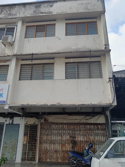 Pasir Puteh 999 years 3 Storey ShopLot For Sale