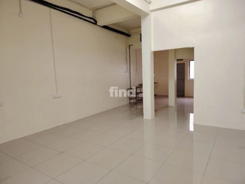 🏪 Ground Floor Shop Facing Main Road @ Jalan Air Itam – High Visibility!