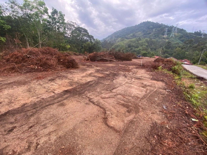 SUNGAI LUI HULU LANGAT TANAH LOT PERNIAGAAN