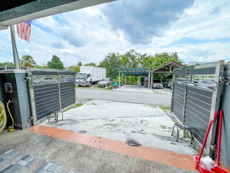 TAMAN KAJANG BARU DOUBLE STOREY TERRACE  SUNGAI JELOK KAJANG