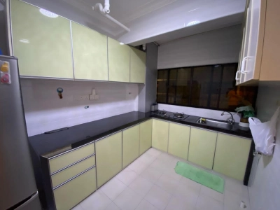 Menara Greenview Partially furnish at Greenlane For Rent