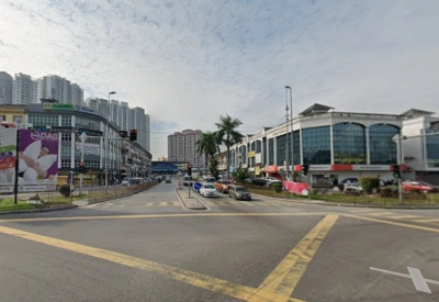 4 Storey SHOP MEDAN BATU CAVES, Actual, CORNER LOT, Facing Main Road, Low Deposit