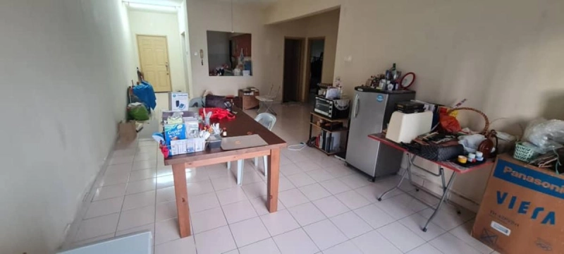 SRI PUTRAMAS 1 CONDO JALAN KUCHING, Actual, END LOT, RENO, Low Deposit