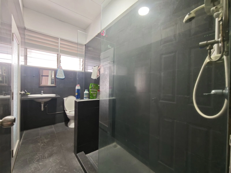 Island Glades Double Storey Terrace House for Sale